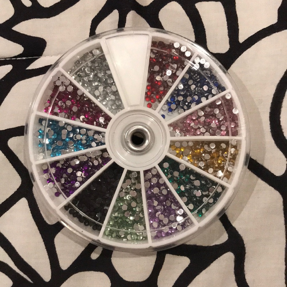 Nail gems